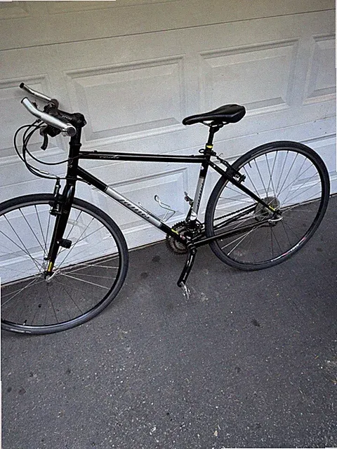 JAMIS CODA BLACK WOMENS HYBRID BIKE SMALL 15in FRAME SHIMANO 3x8 THUMB SHIFTING
